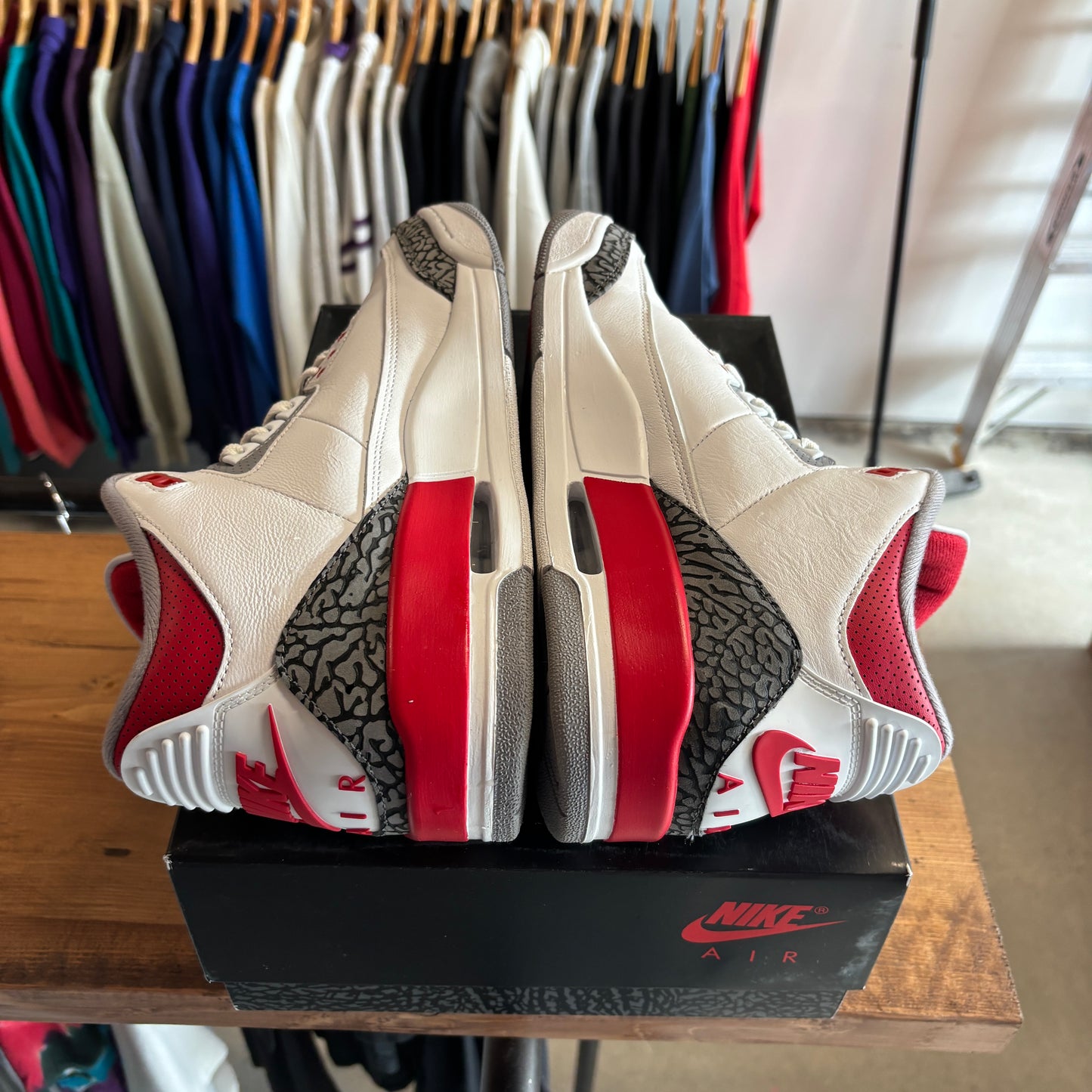 Jordan 3 'Fire Red' Size 12