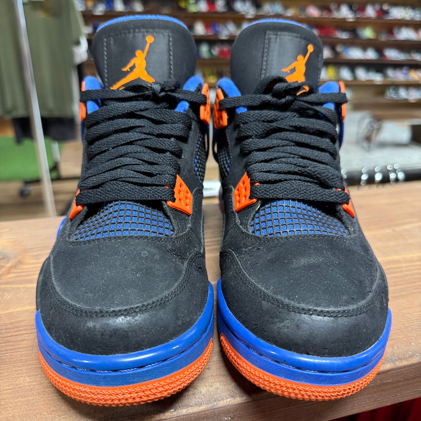 Jordan 4 'Cavs' Size 9