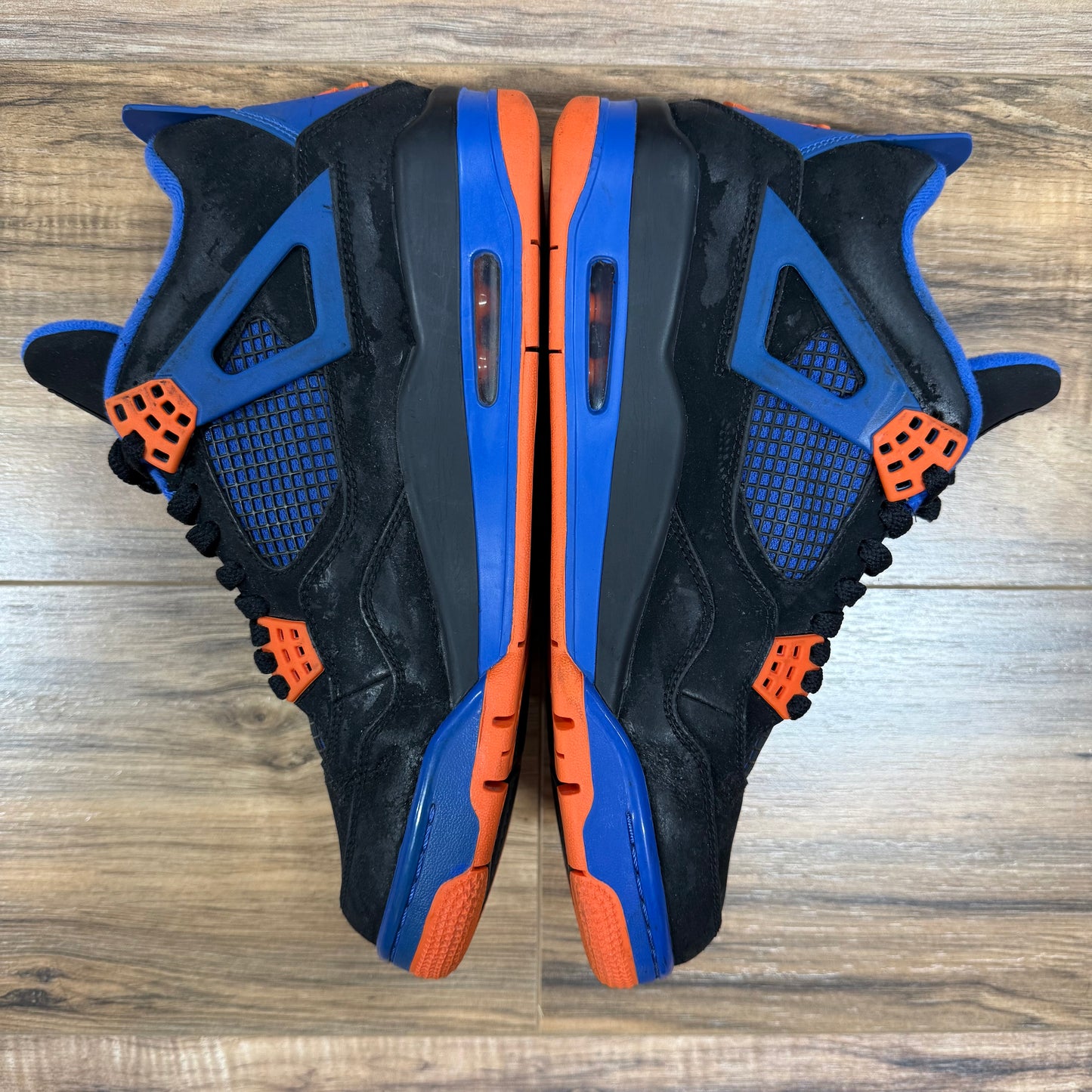 Jordan 4 'Cavs' Size 9