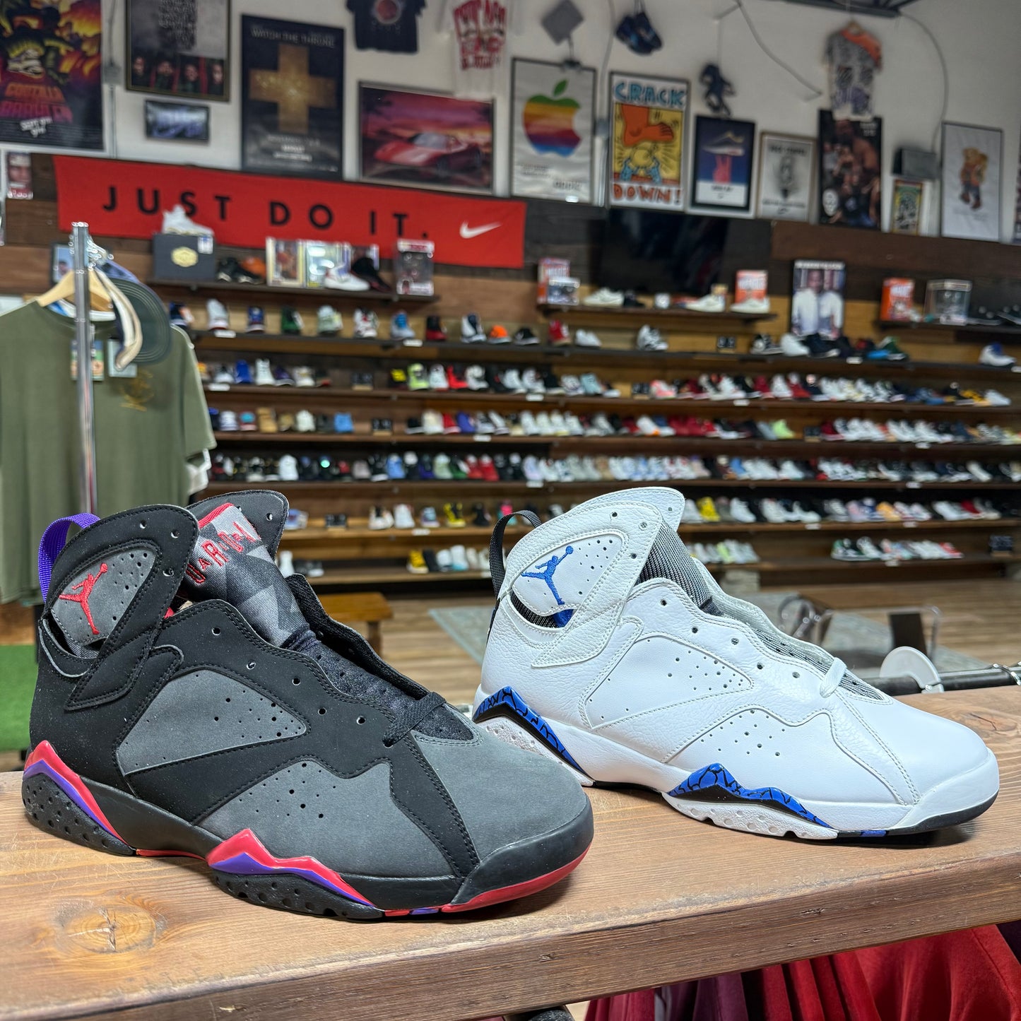 Jordan 7 'Defining Moments Pack' Size 9 (DS)