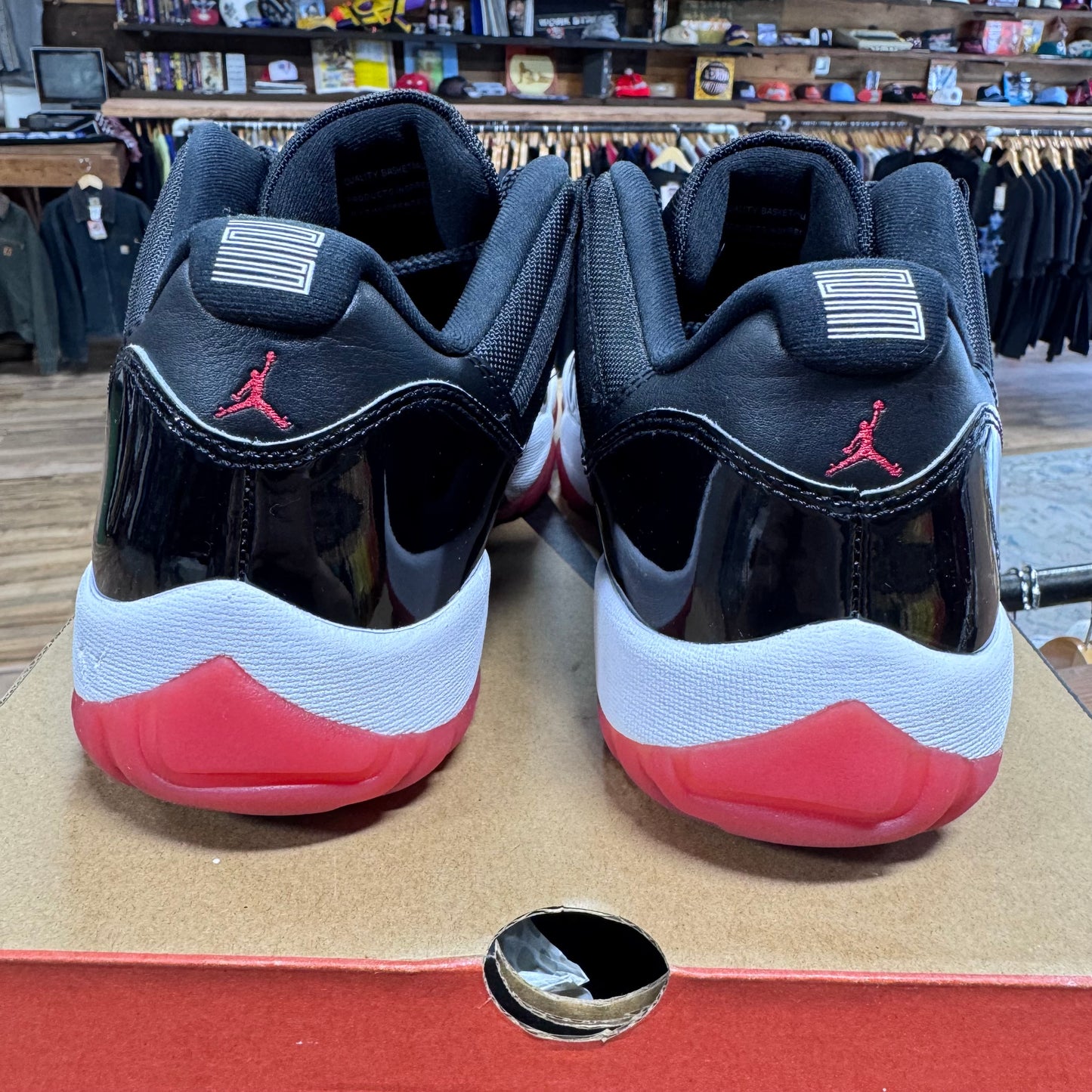 Jordan 11 Low 'Bred' Size 12