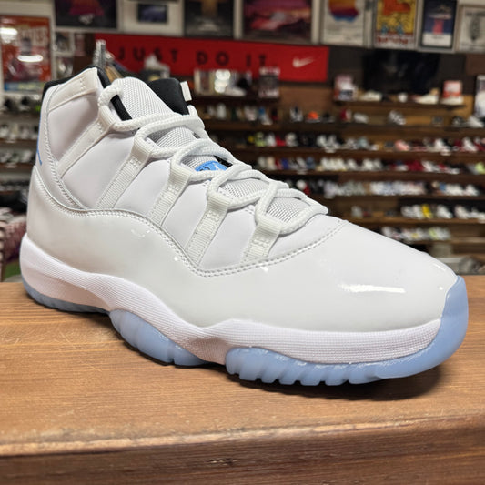 Jordan 11 'Legend Blue' Size 11 (DS)