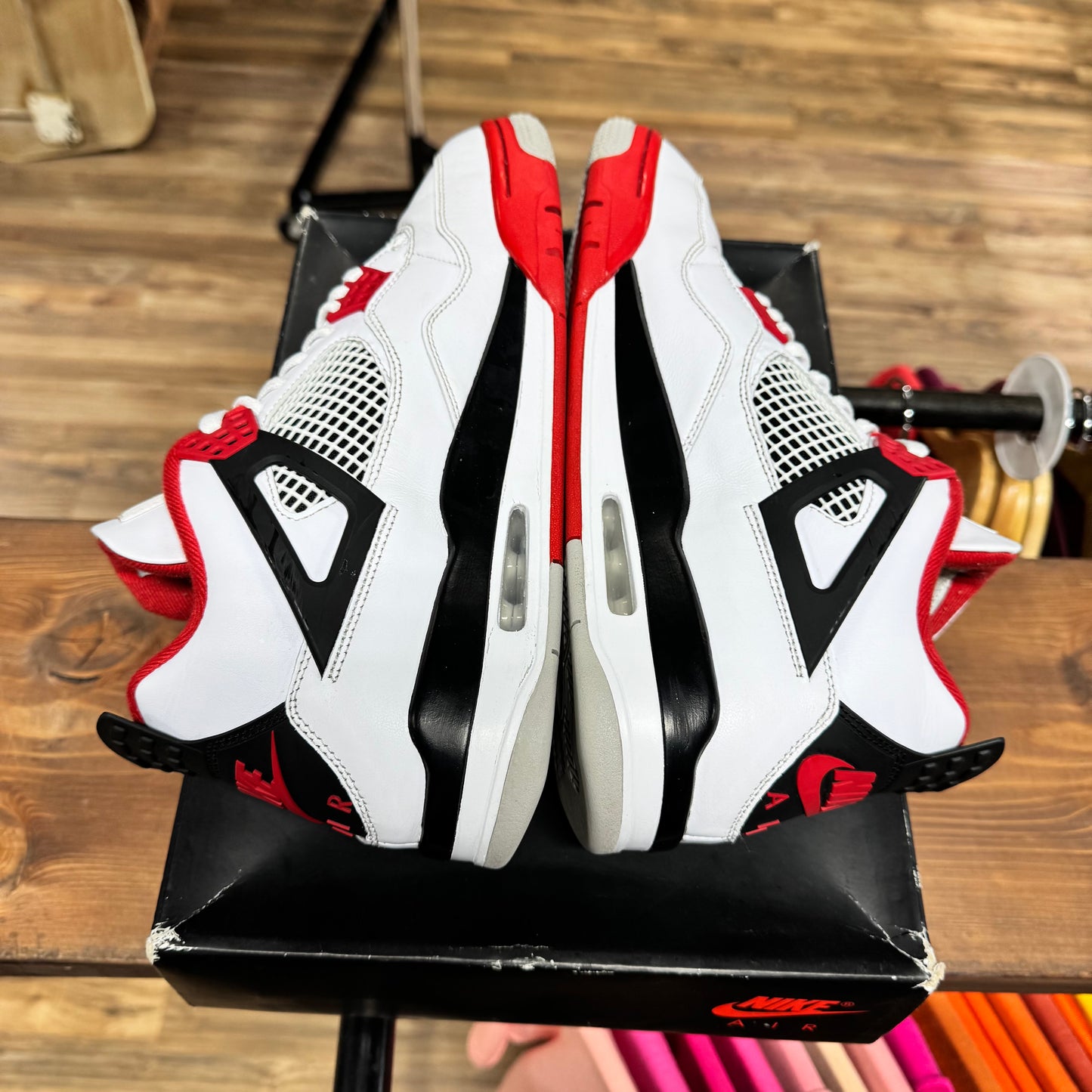 Jordan 4 'Fire Red' Size 11