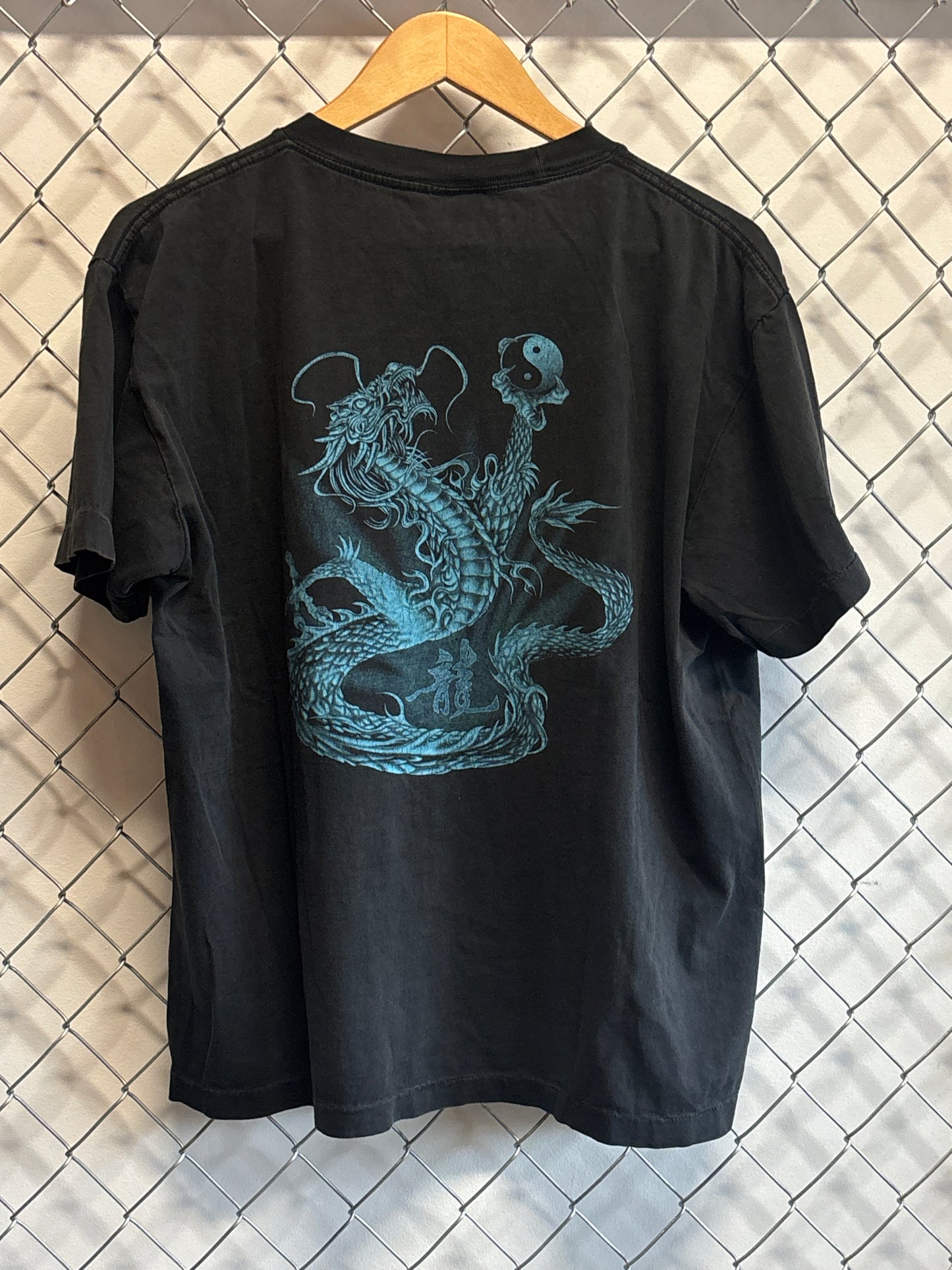 Vintage 90's Chinese Dragon Yin Yang Big Print Graphic Tee Size Large
