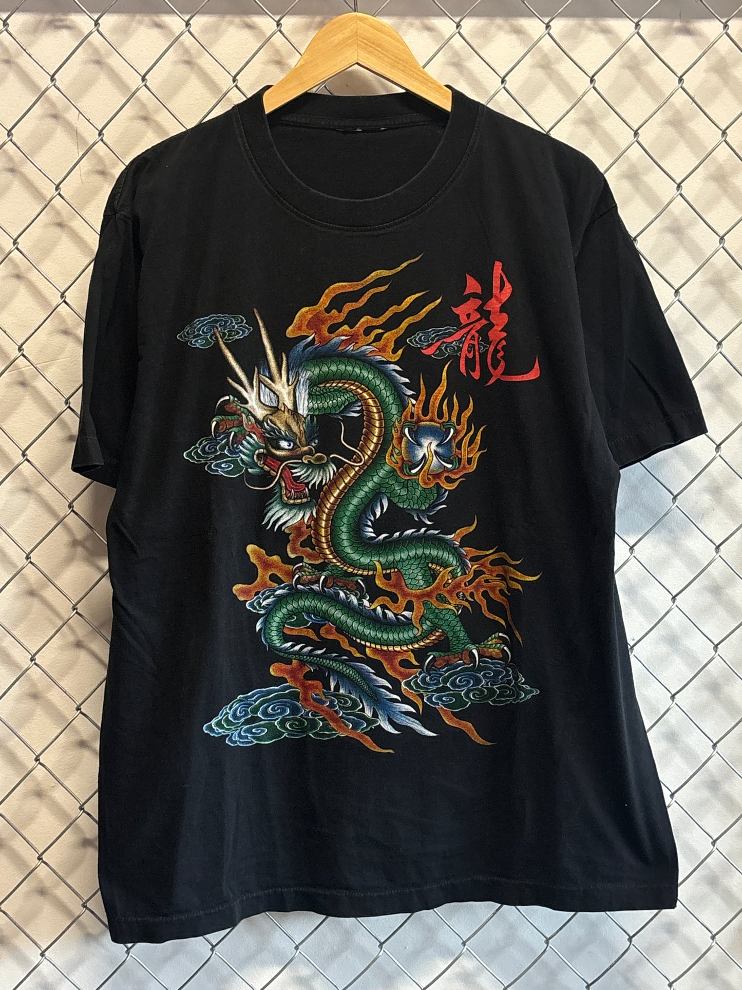 Vintage 90's Asian The Golden Dragon Big Print Graphic Tee Size Large