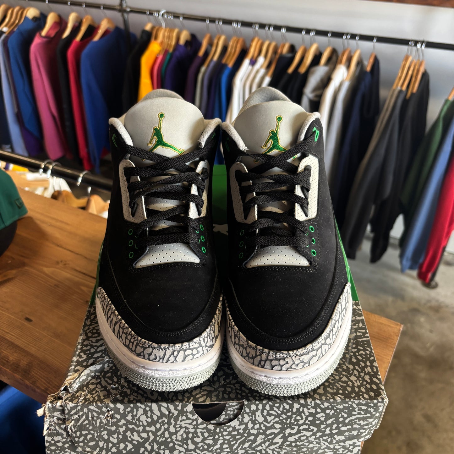 Jordan 3 'Pine Green' Size 12