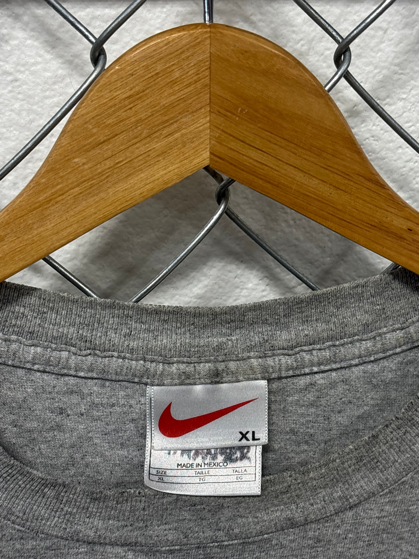 Vintage 90's Nike Circle Swoosh Logo Grey Graphic Tee Size XL