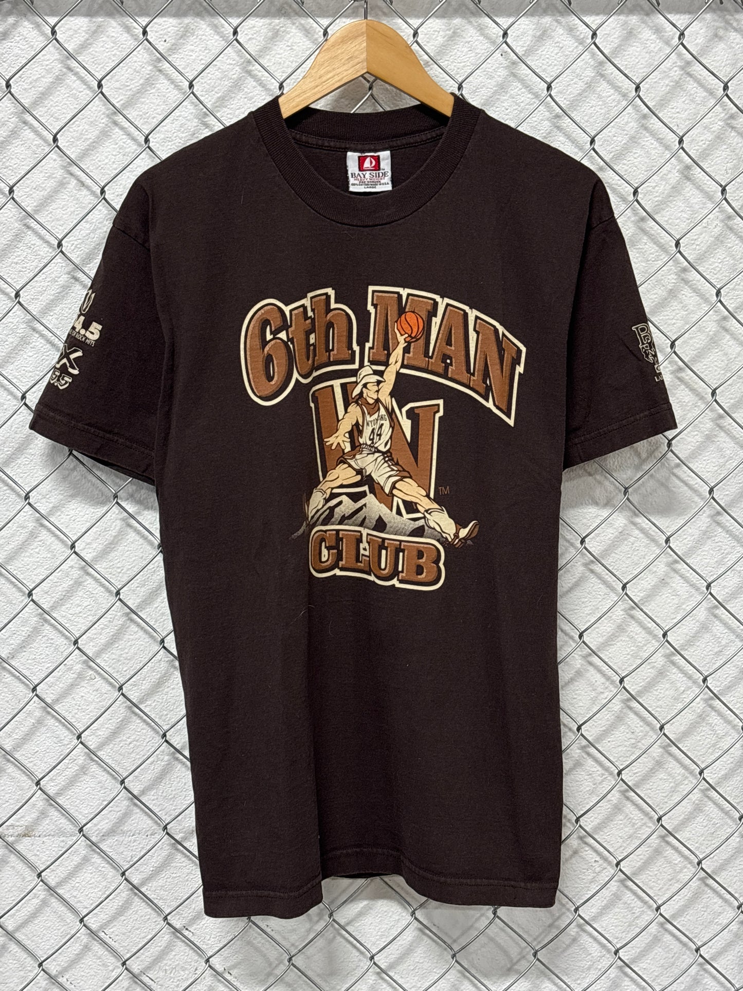 Wyoming Cowboys 6th Man Basketball Graphic Tee Size Large