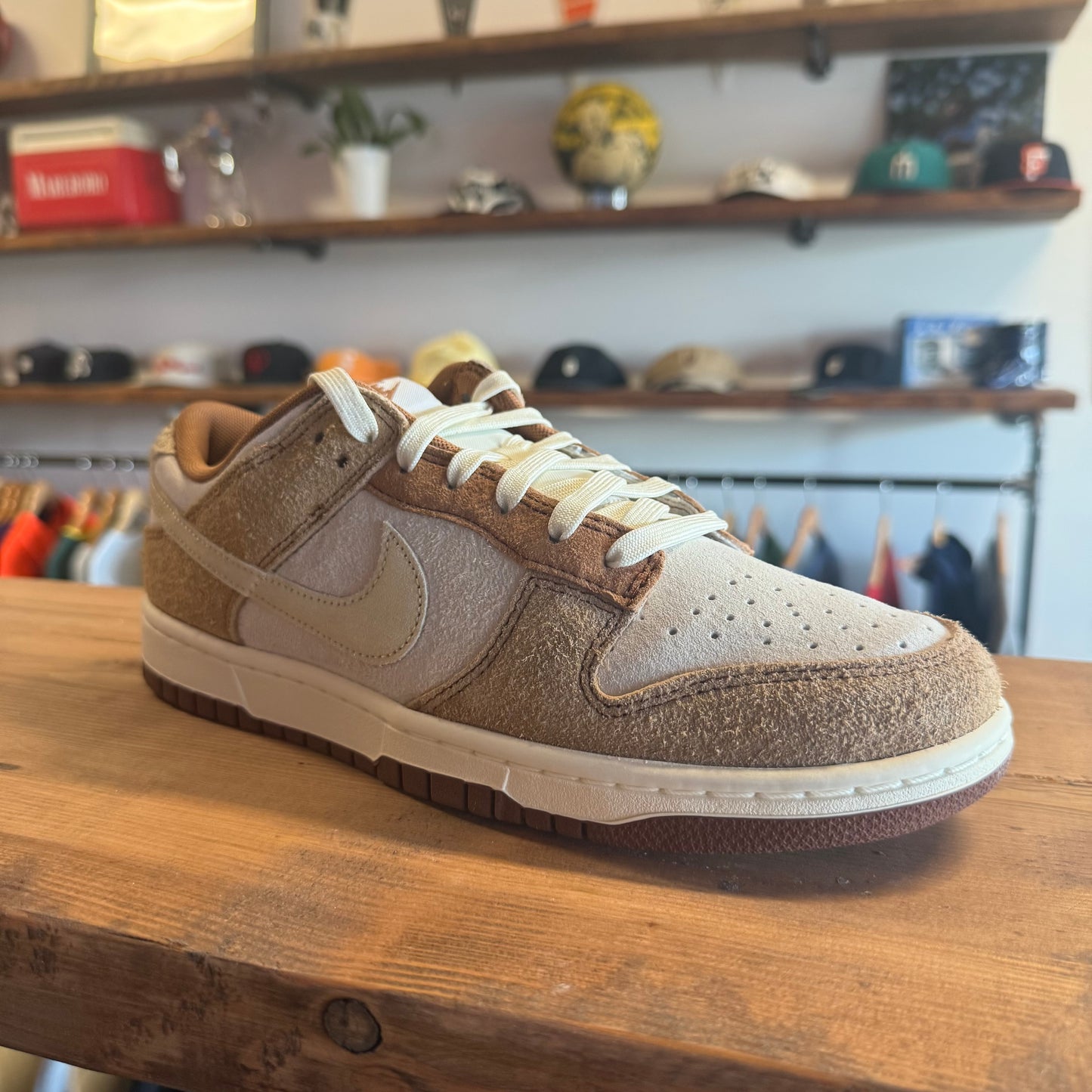 Nike Dunk Low 'Medium Curry' Size 10.5 (DS)