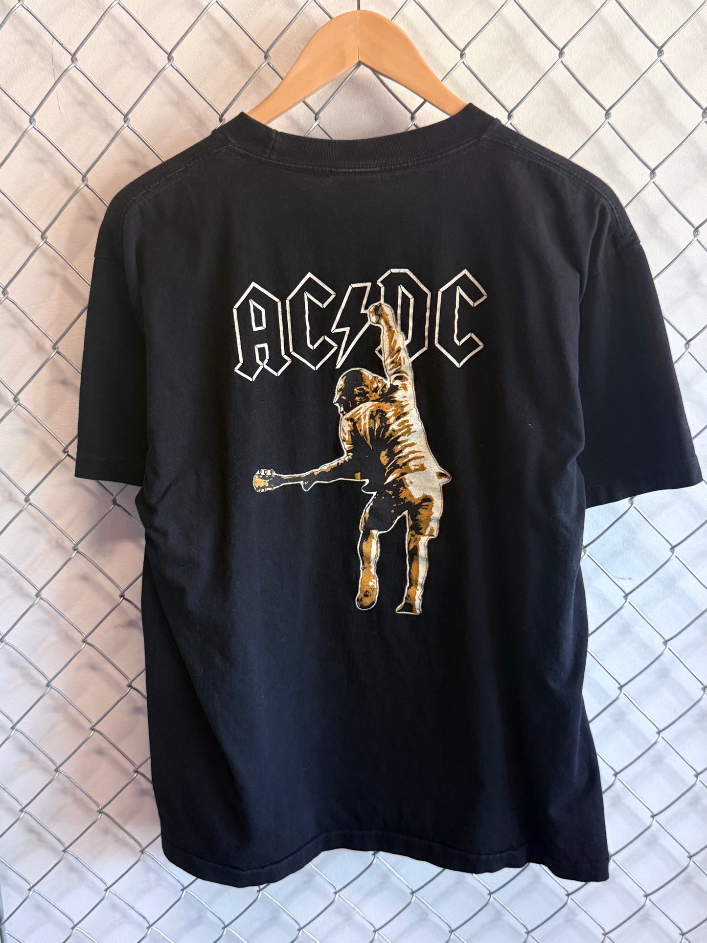 Vintage Y2K AC/DC Band Graphic Tee Size Large