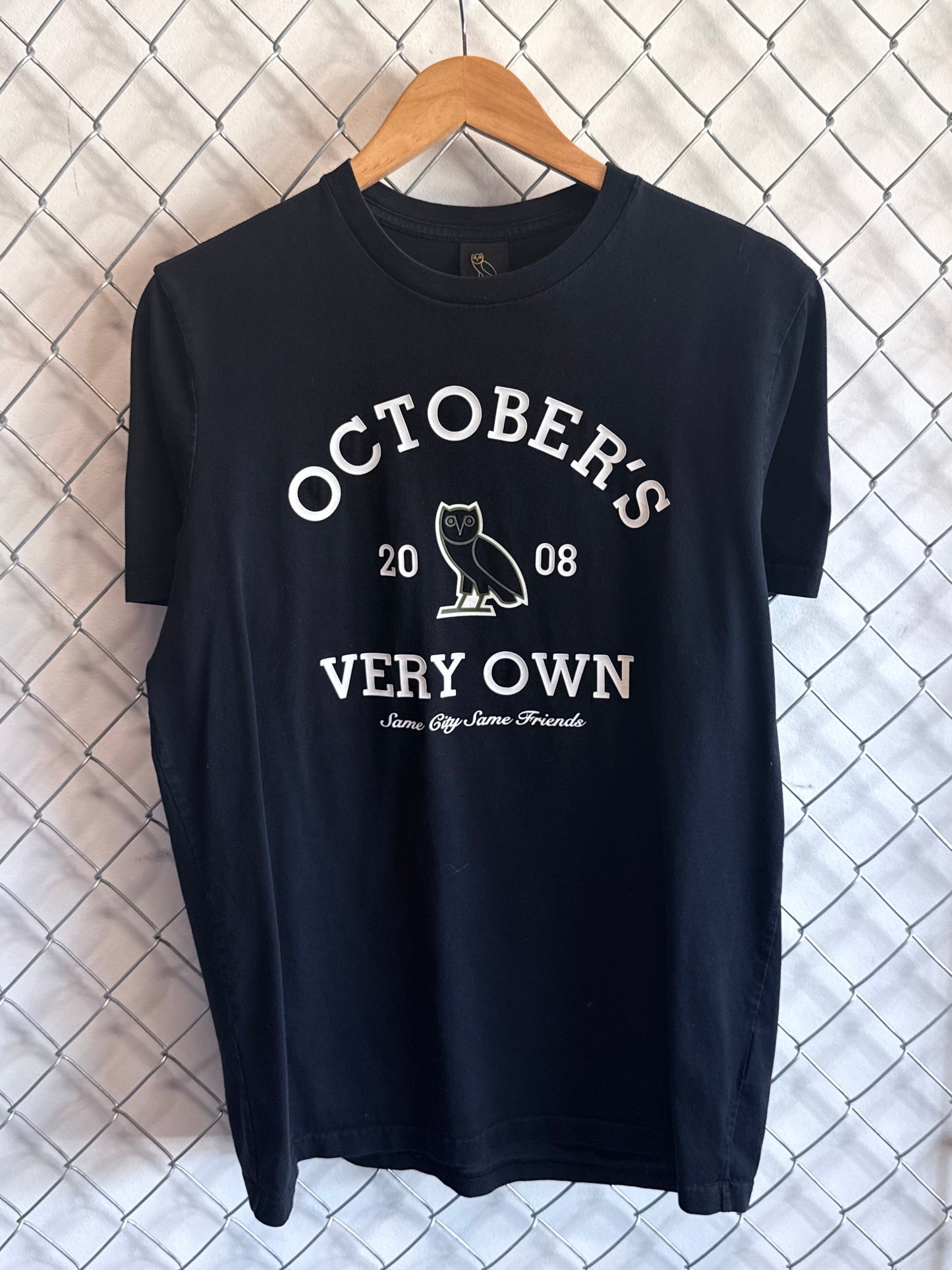 Octobers Very Own OVO Same City Same Friends Tee Size Large