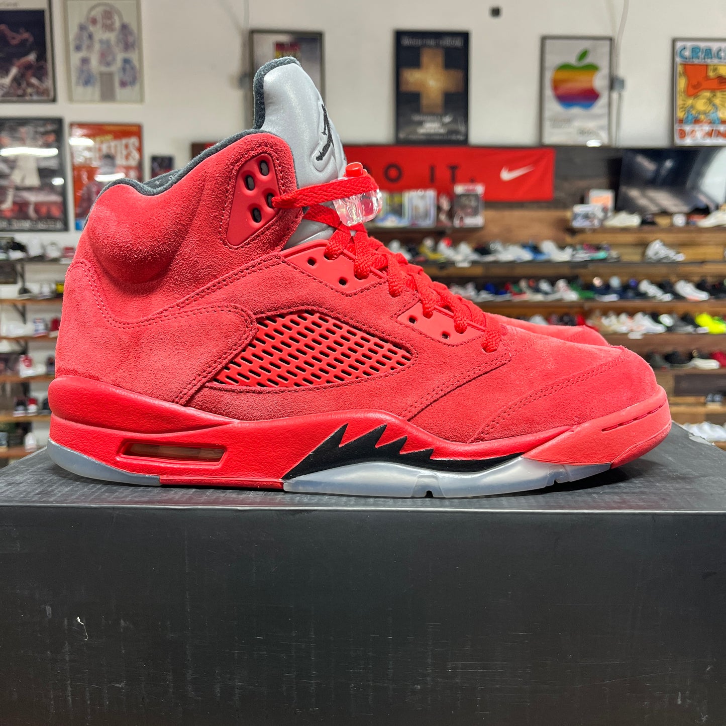 Jordan 5 'Red Suede' Size 11