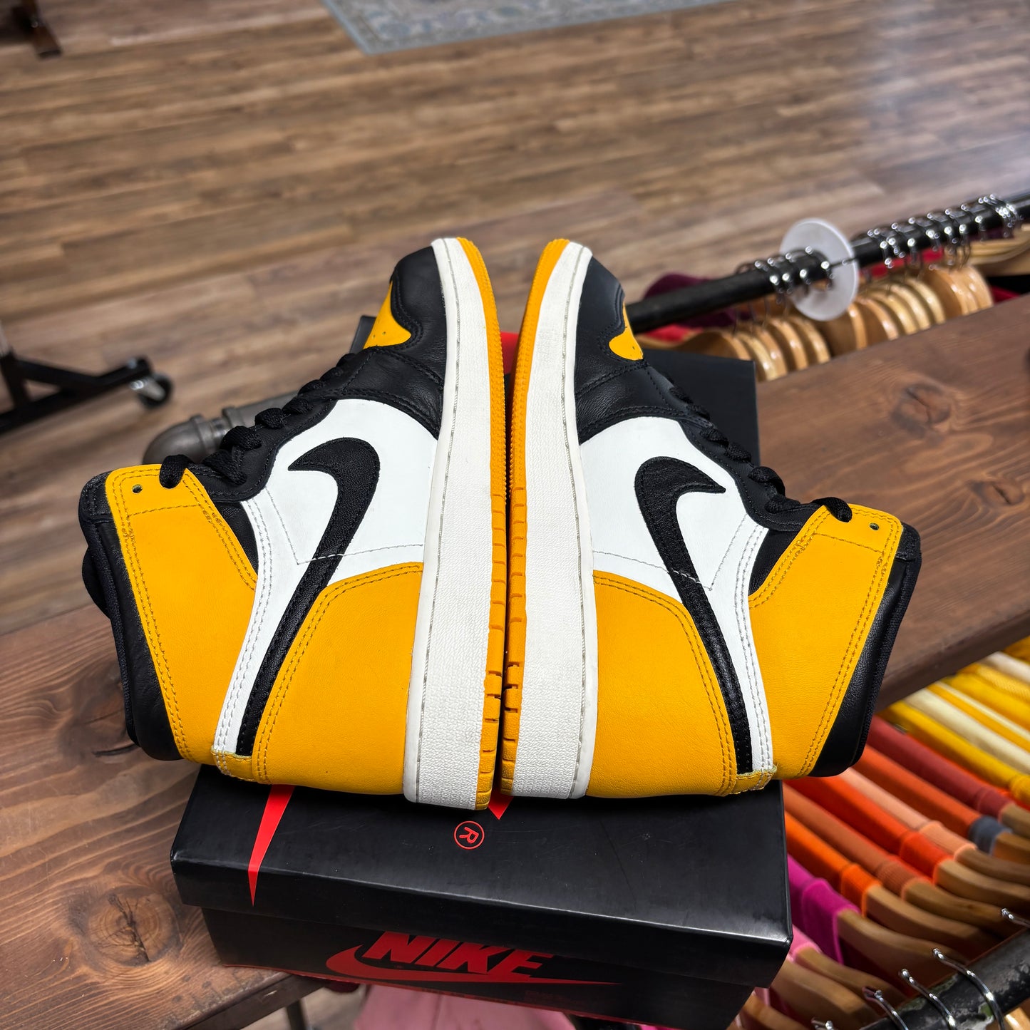 Jordan 1 'Taxi' Size 5.5Y