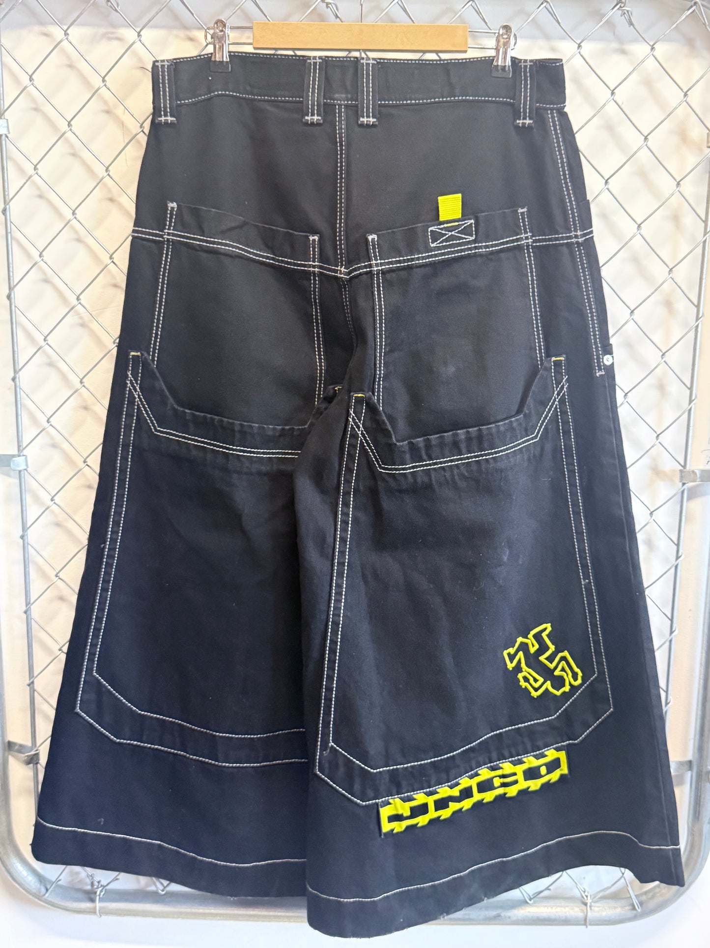 Vintage Y2K JNCO Black Denim Five O Crime Scene Jeans Size 36x24