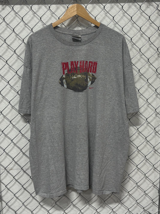 Vintage Y2K Nike Play Hard Football Swoosh Graphic Tee Size XXL