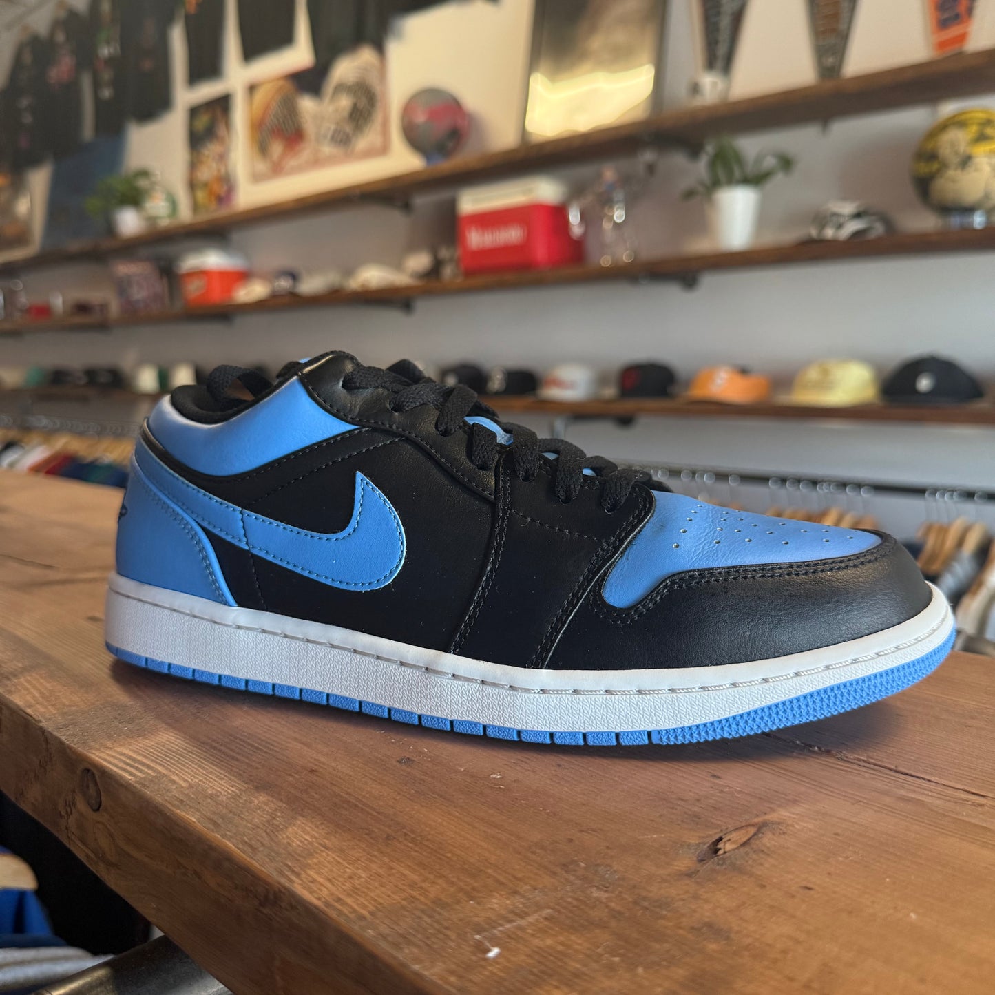 Jordan 1 Low 'University Blue Black' Size 10.5