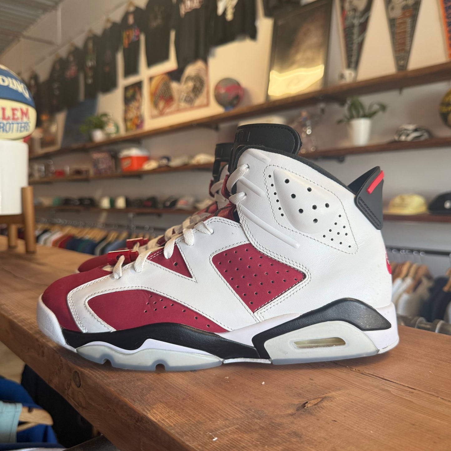 Jordan 6 'Carmine' Size 10.5