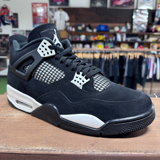 Jordan 4 'White Thunder' Size 12
