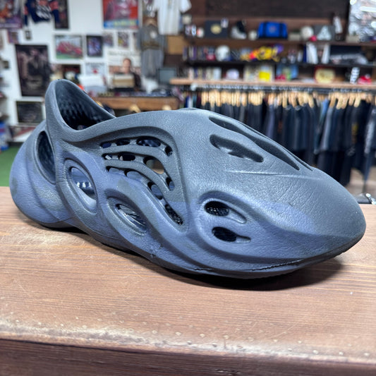 Yeezy Foam RNNR 'Mineral Blue' Size 9