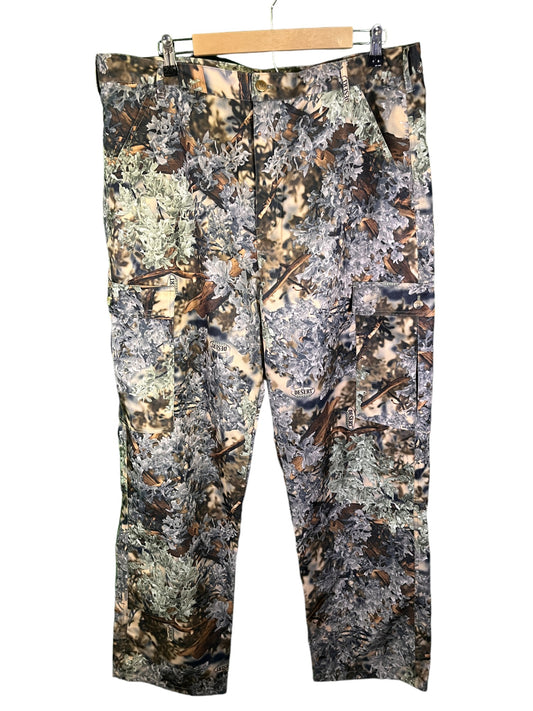 Vintage Woodland Tree Camo Cargo Hunting Pants Size 38x32