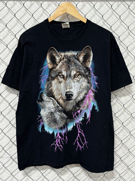 Vintage Y2K Wolf Pack Lightning Graphic Nature Tee Size XL