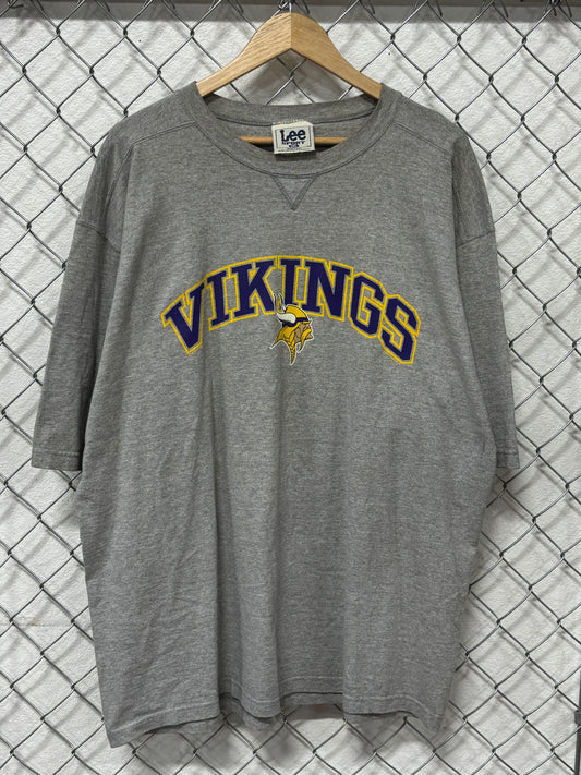 Vintage 90's Minnesota Vikings NFL Logo Lee Sport Tee Size XXL