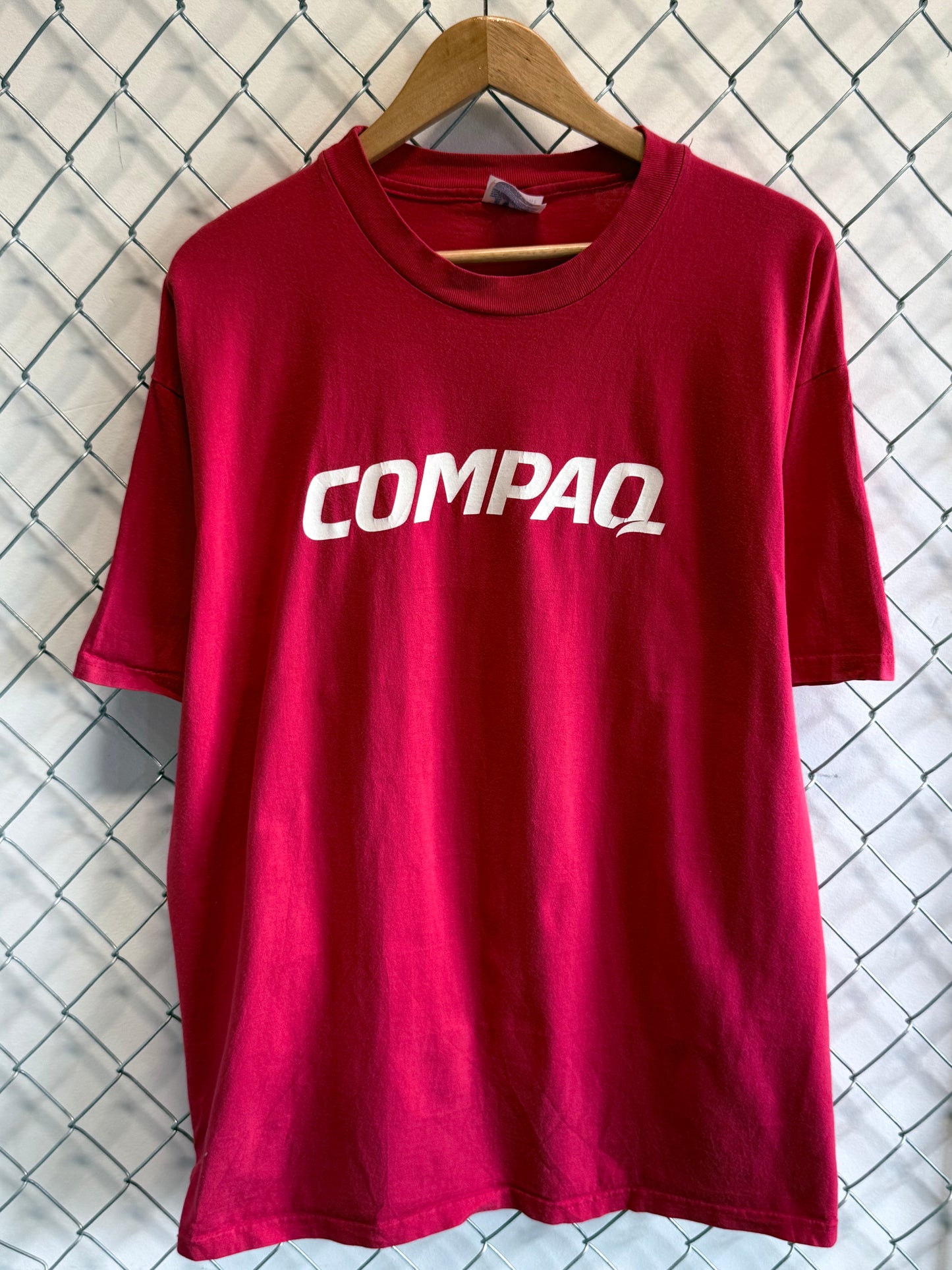 Vintage 90's Compaq Computers Logo Graphic Tee Size XL