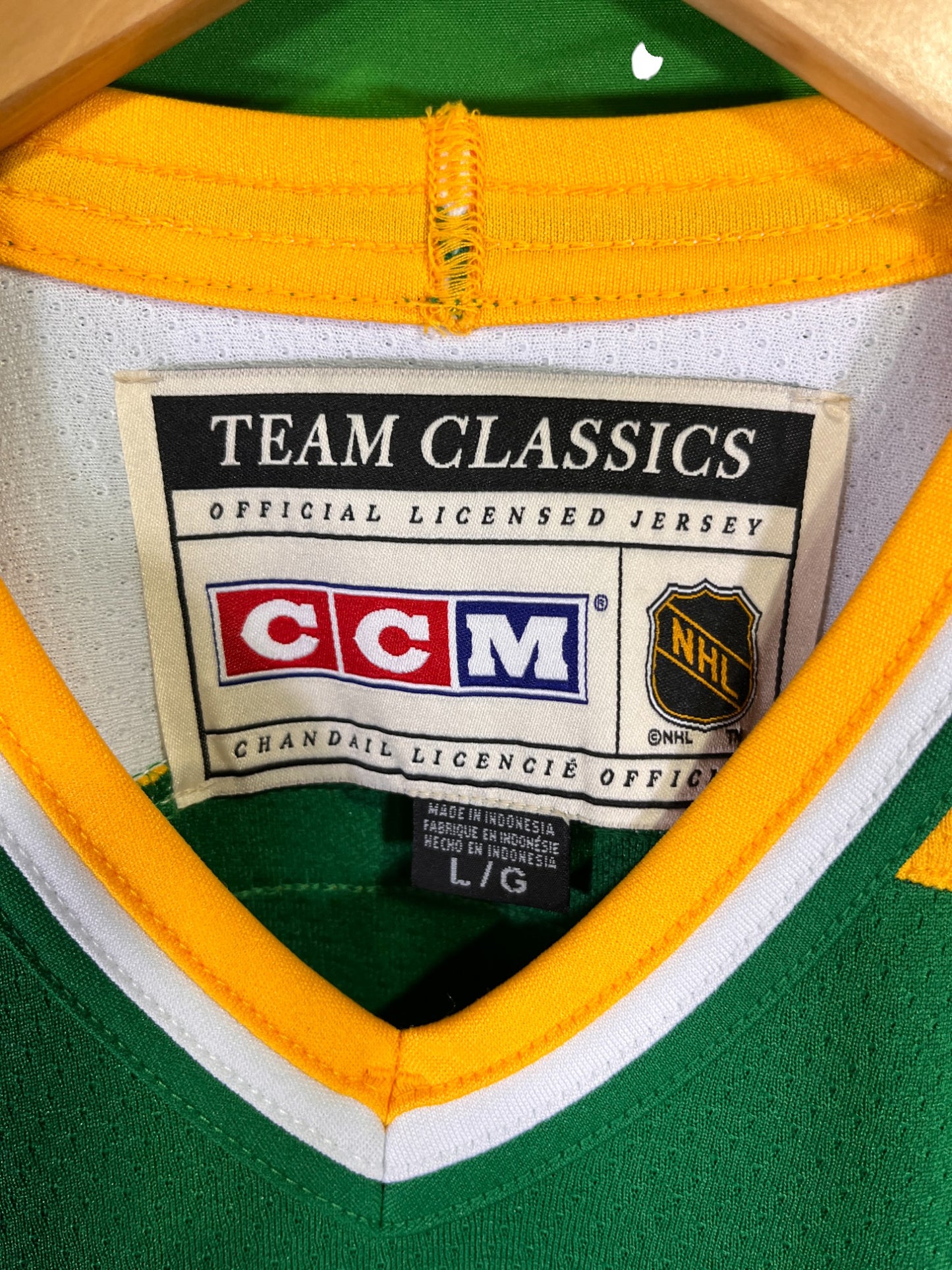 Vintage CCM Classics Minnesota North Stars Hockey Jersey Size Large