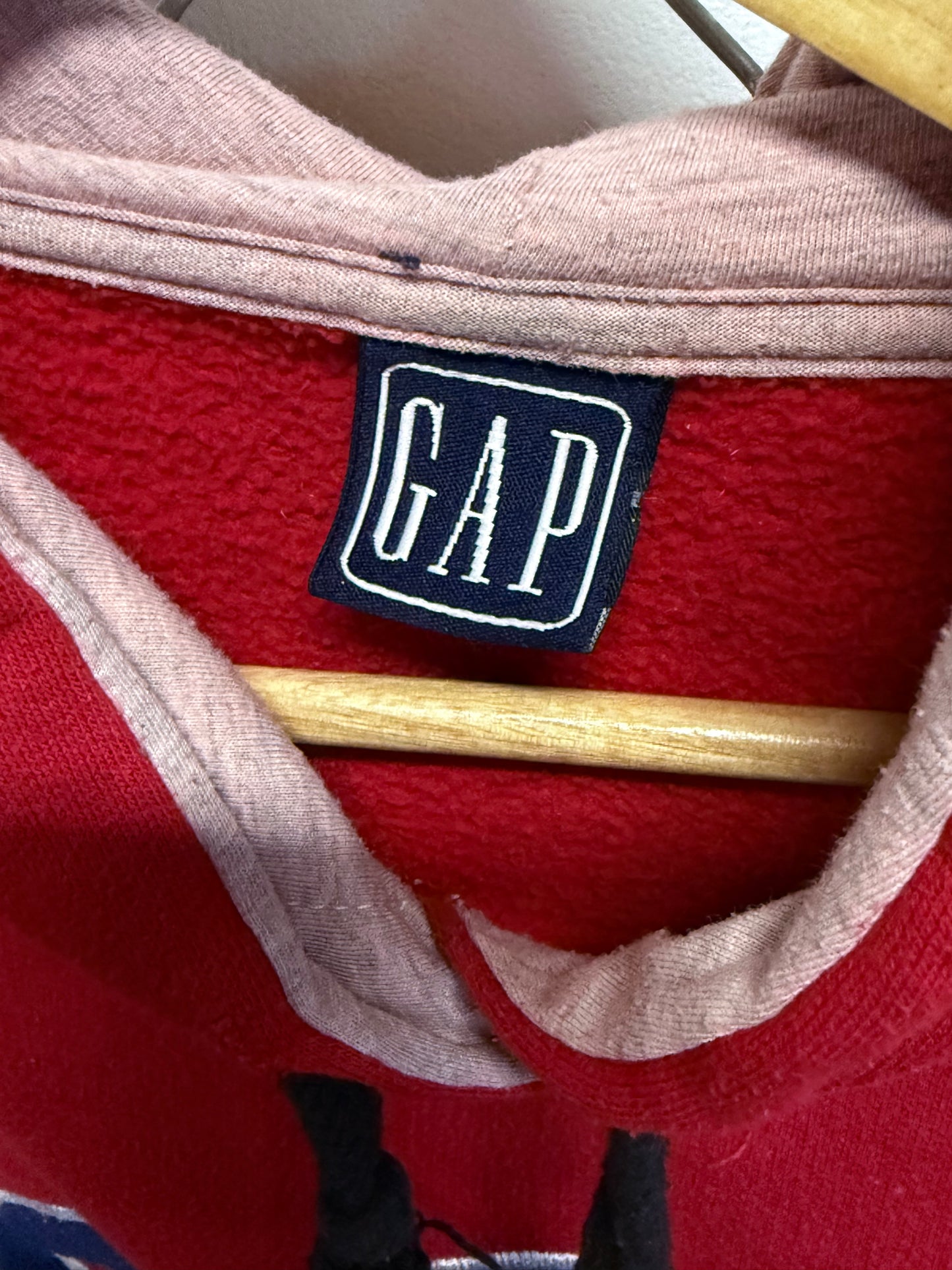 Vintage GAP Classic Logo Red Hoodie Size Large