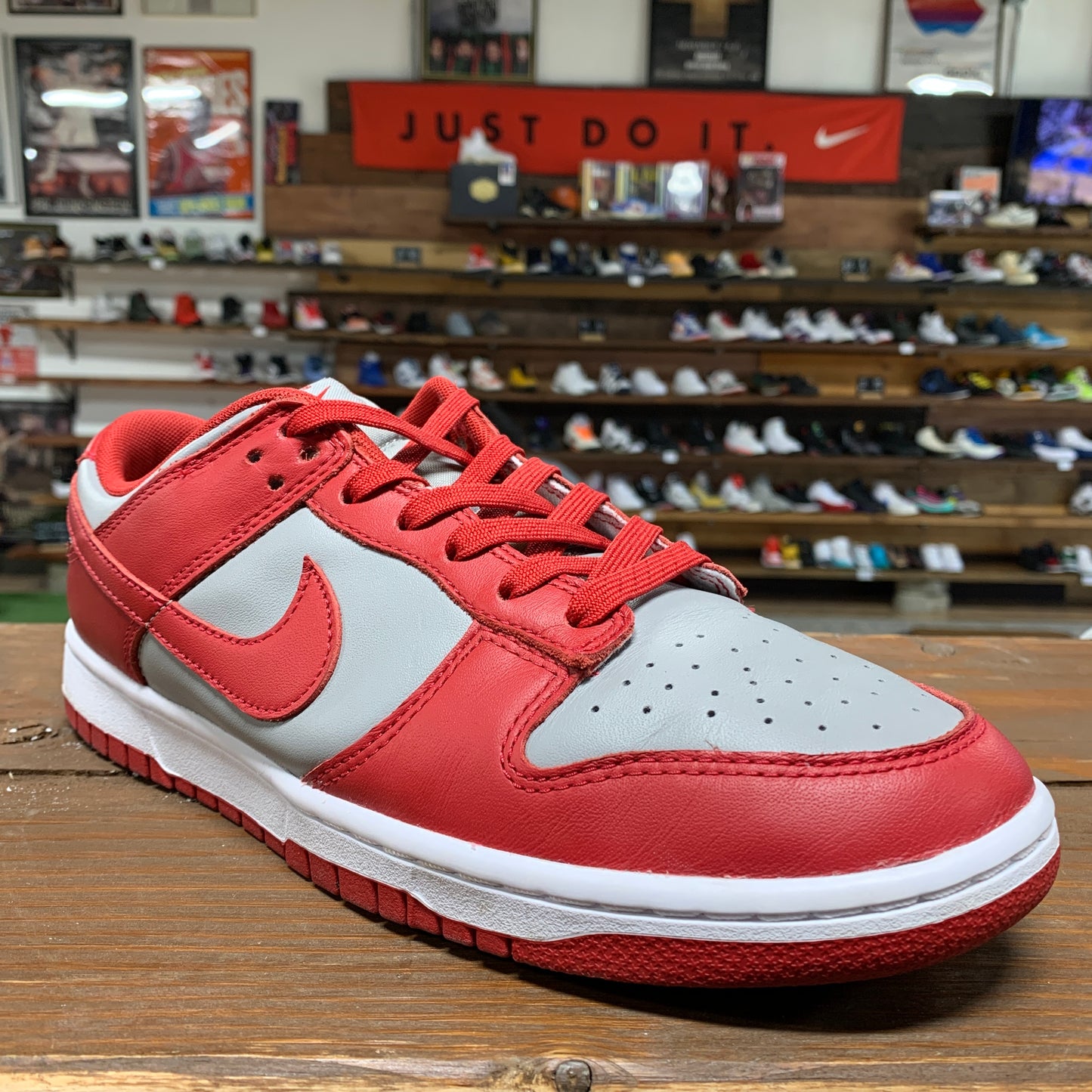 Nike Dunk Low 'UNLV' Size 9.5