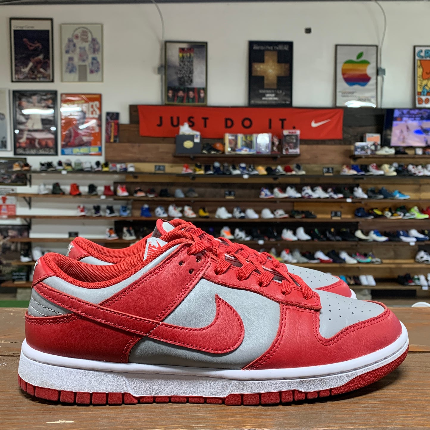 Nike Dunk Low 'UNLV' Size 9.5