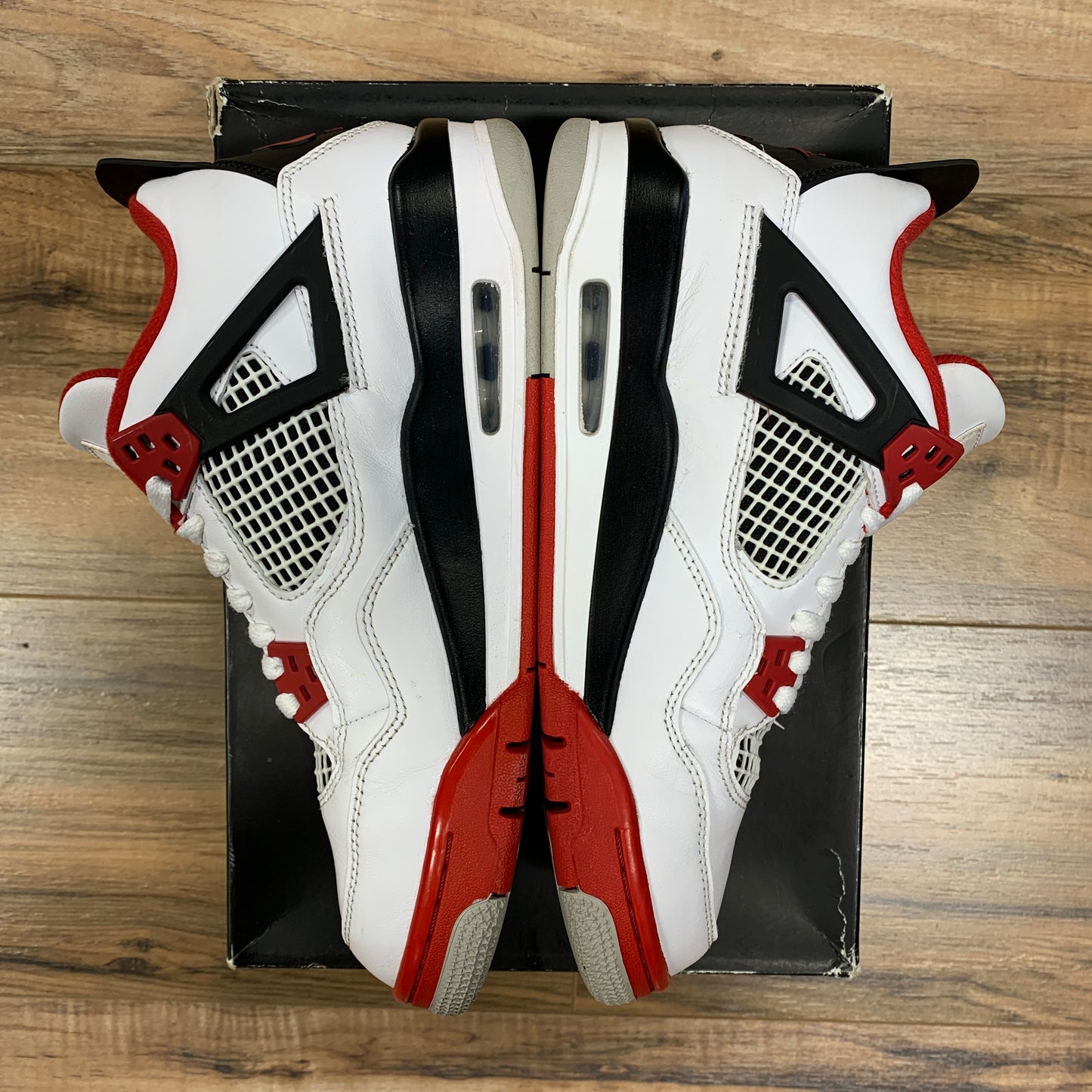 Jordan 4 'Fire Red' Size 6.5Y
