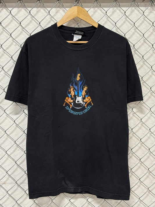 Vintage Fender Pin Up Girls Stratocaster Guitar Graphic Tee Size Large