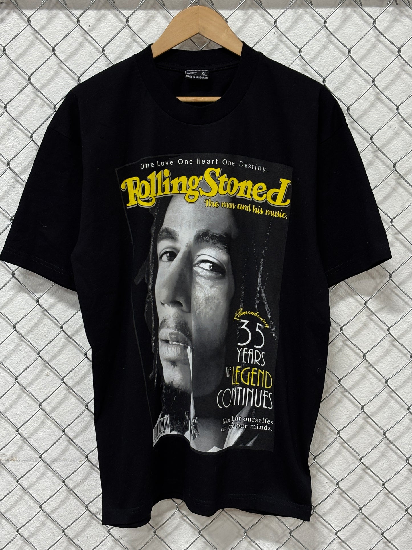Vintage Bob Marley Magazine Cover Rolling Stoned Band Tee Size XL