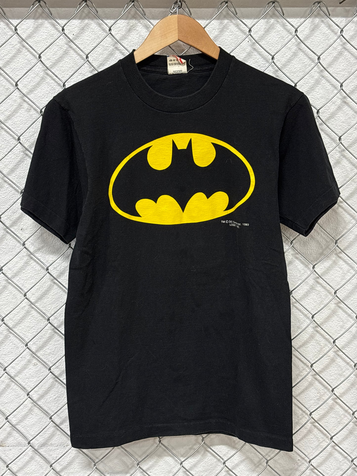 Vintage 1983 Batman Comic Book Logo Bat Symbol Tee Size Medium