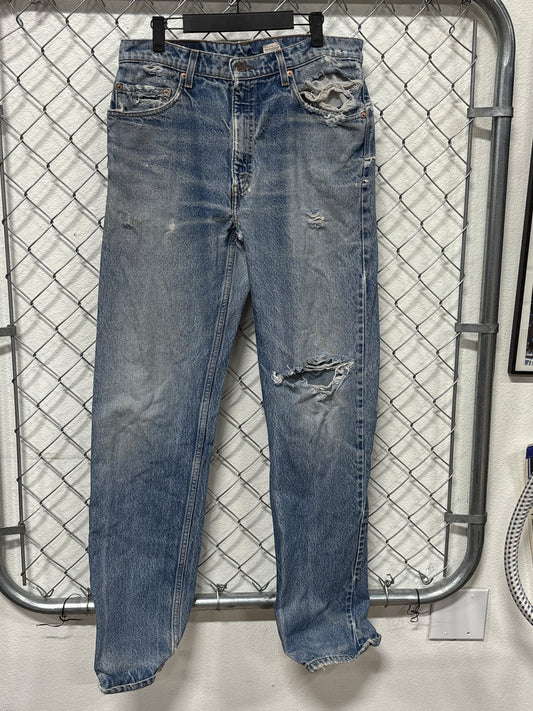Vintage 90's Levi's 505 Regular Fit Distressed Denim Jeans Size 33x34