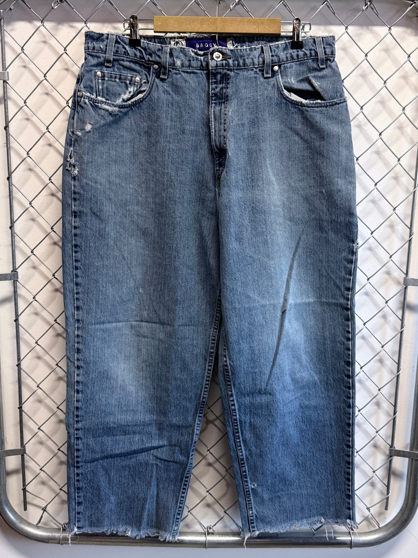 Vintage 90's Levi's Silver Tab Baggy Denim Skater Jeans Size 38x27