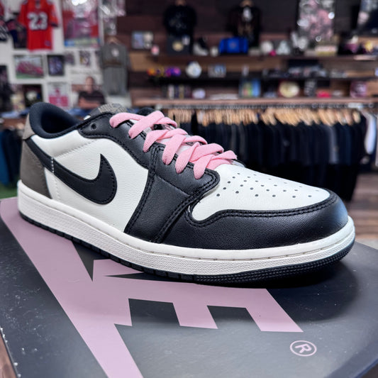 Jordan 1 Low 'Mocha' Size 10