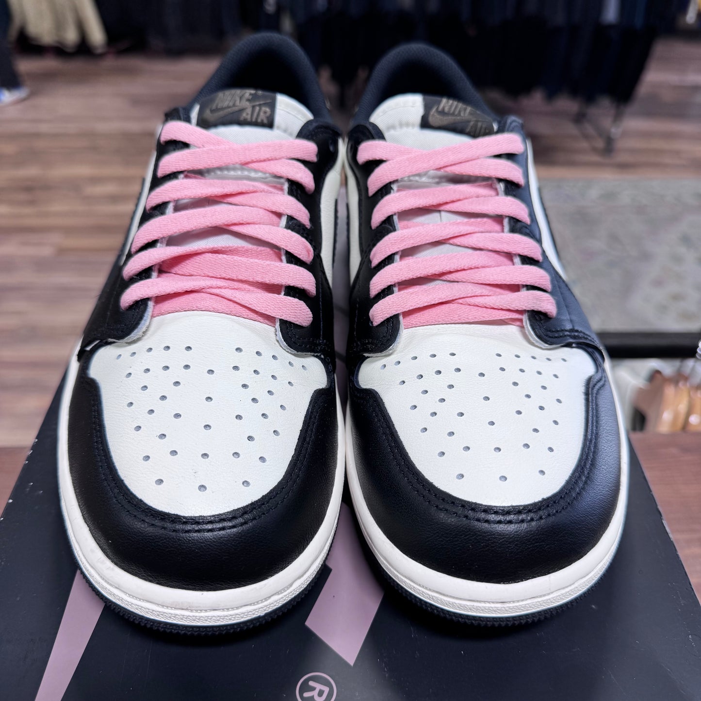 Jordan 1 Low 'Mocha' Size 10