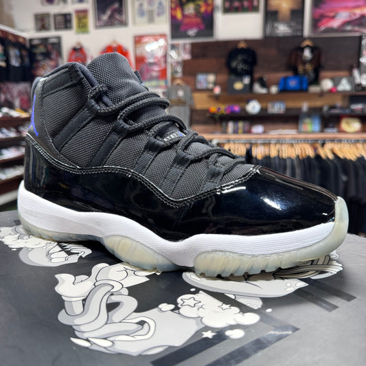 Jordan 11 'Space Jam' Size 9.5