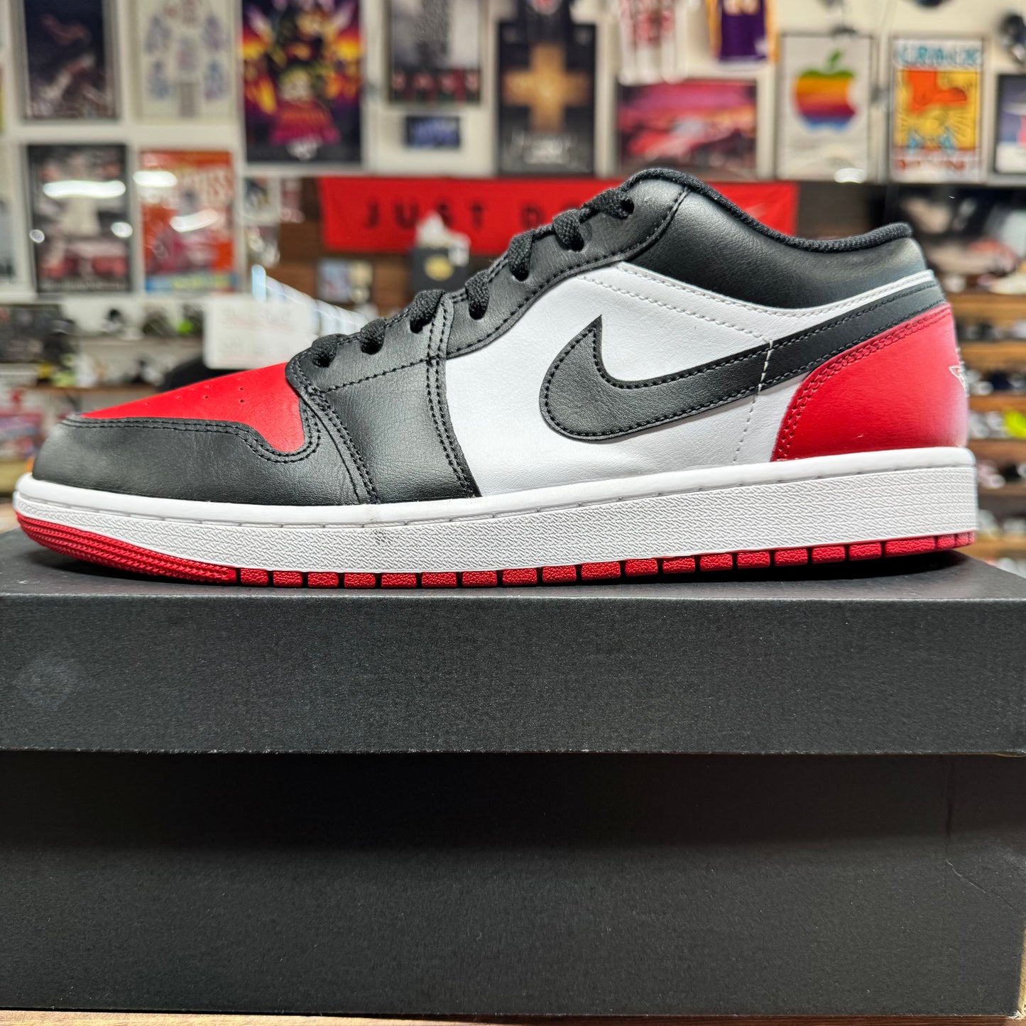 Jordan 1 Low 'Bred Toe 2.0' Size 12