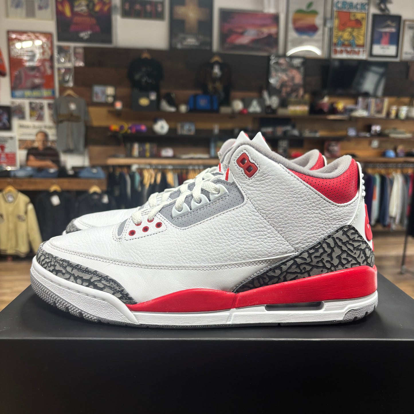 Jordan 3 'Fire Red' Size 10.5