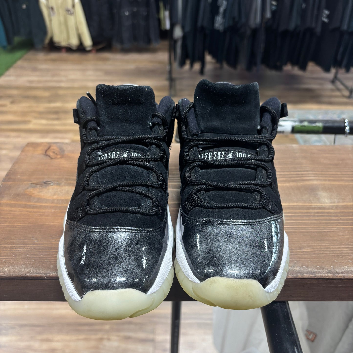 Jordan 11 Low 'Baron' Size 6Y