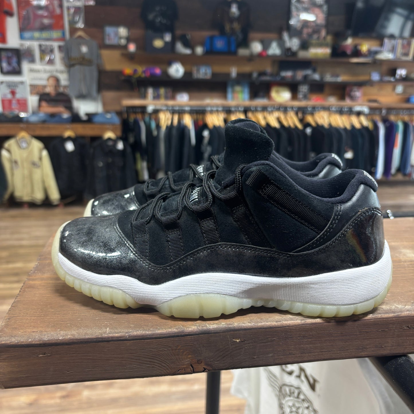 Jordan 11 Low 'Baron' Size 6Y