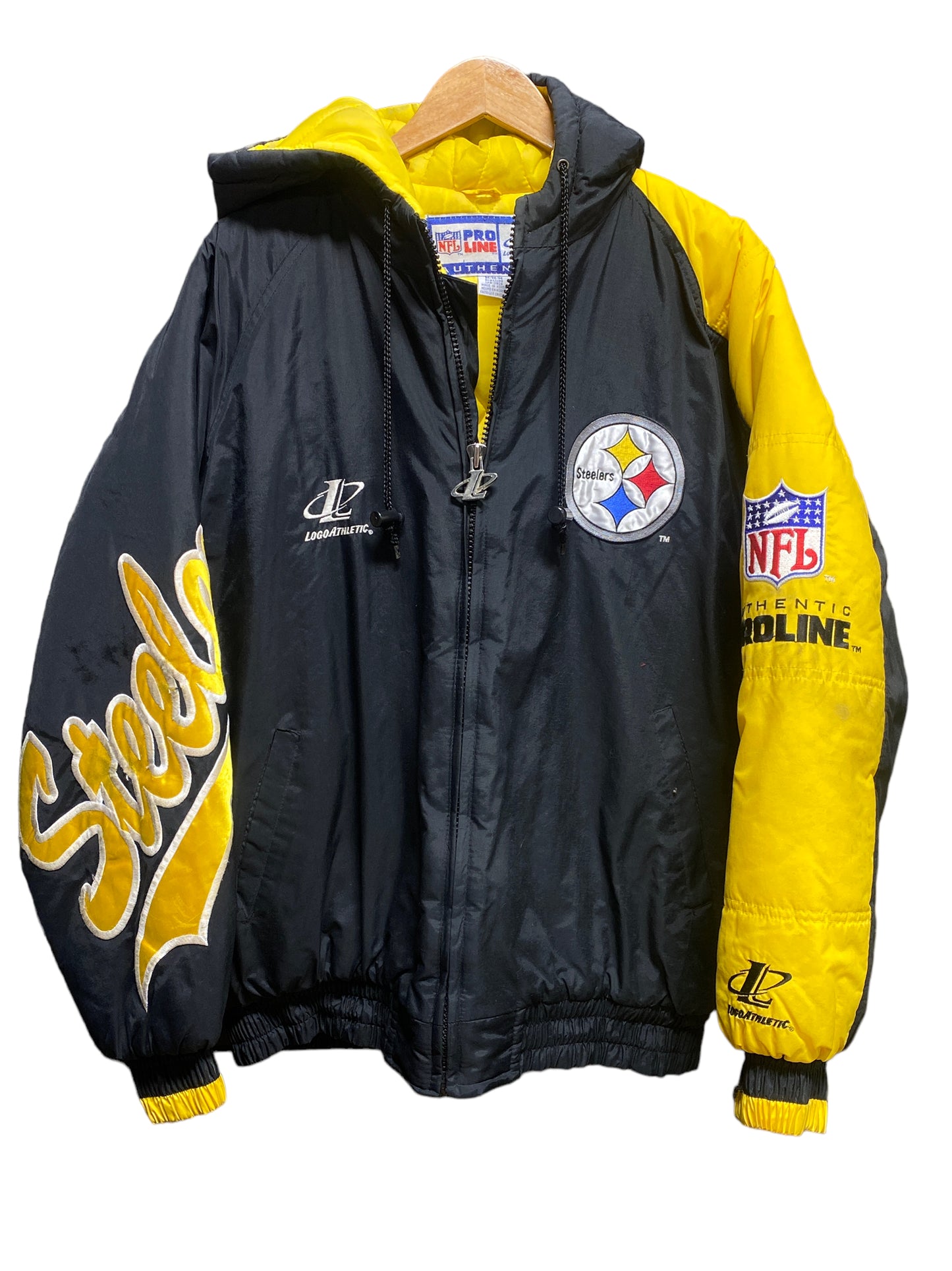 Vintage 90's Logo Athletic Pittsburgh Steelers Puffer Jacket Size Medium