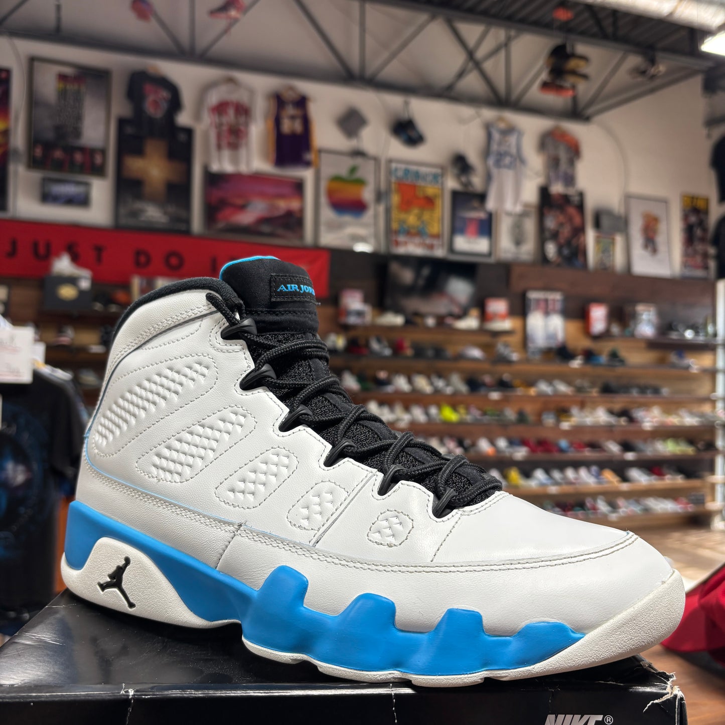 Jordan 9 'Powder Blue' Size 10.5