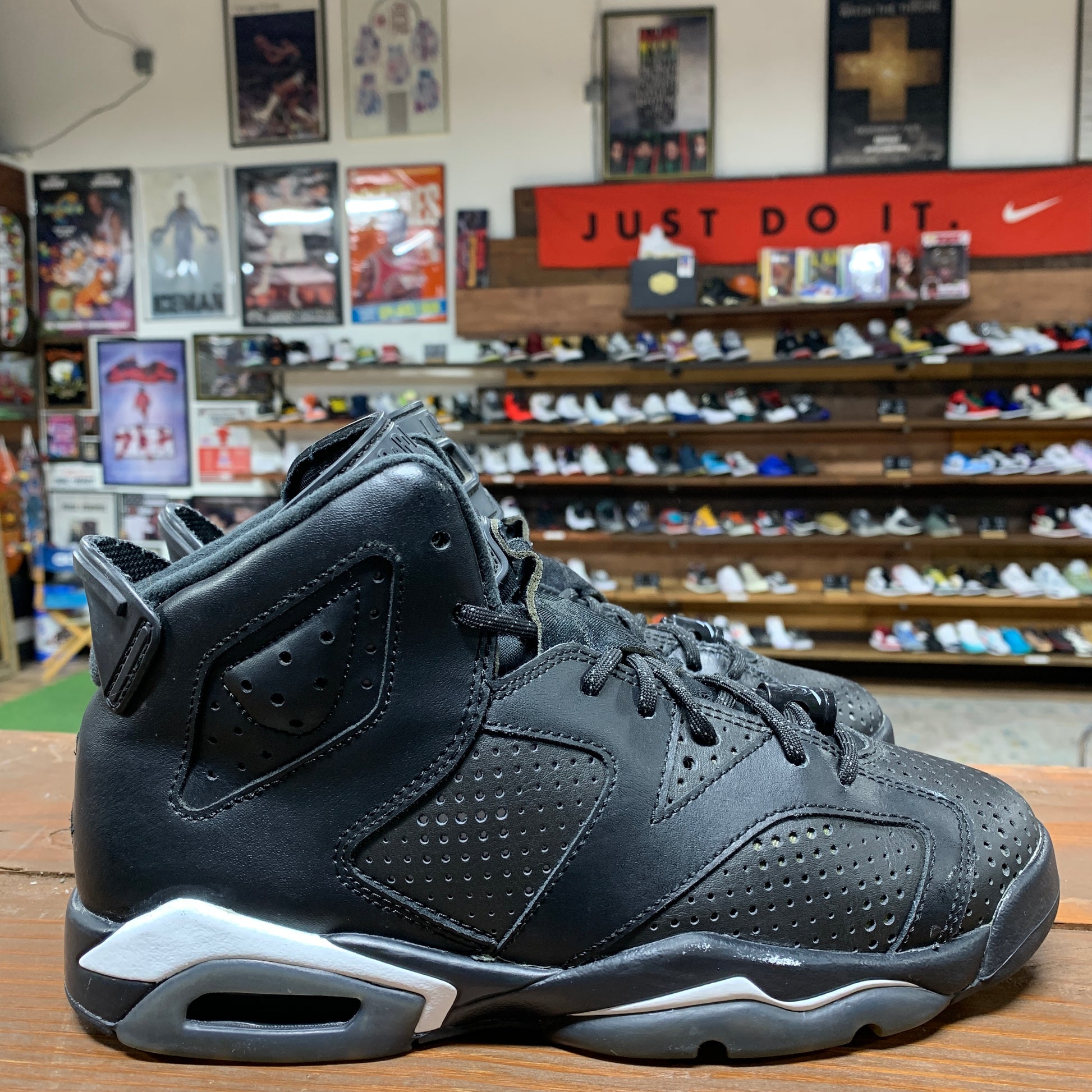 Jordan 'Black Cat' Size – the basement