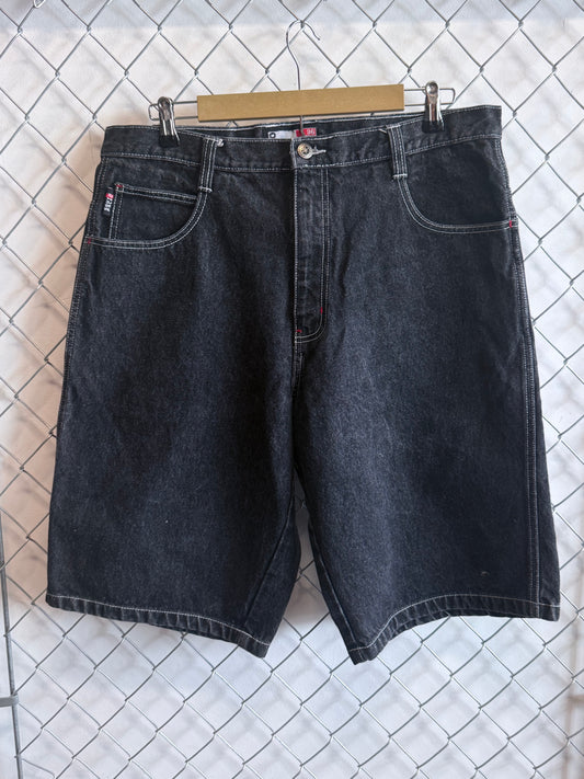 Vintage Y2K South Pole Black Baggy Denim Shorts Size 34