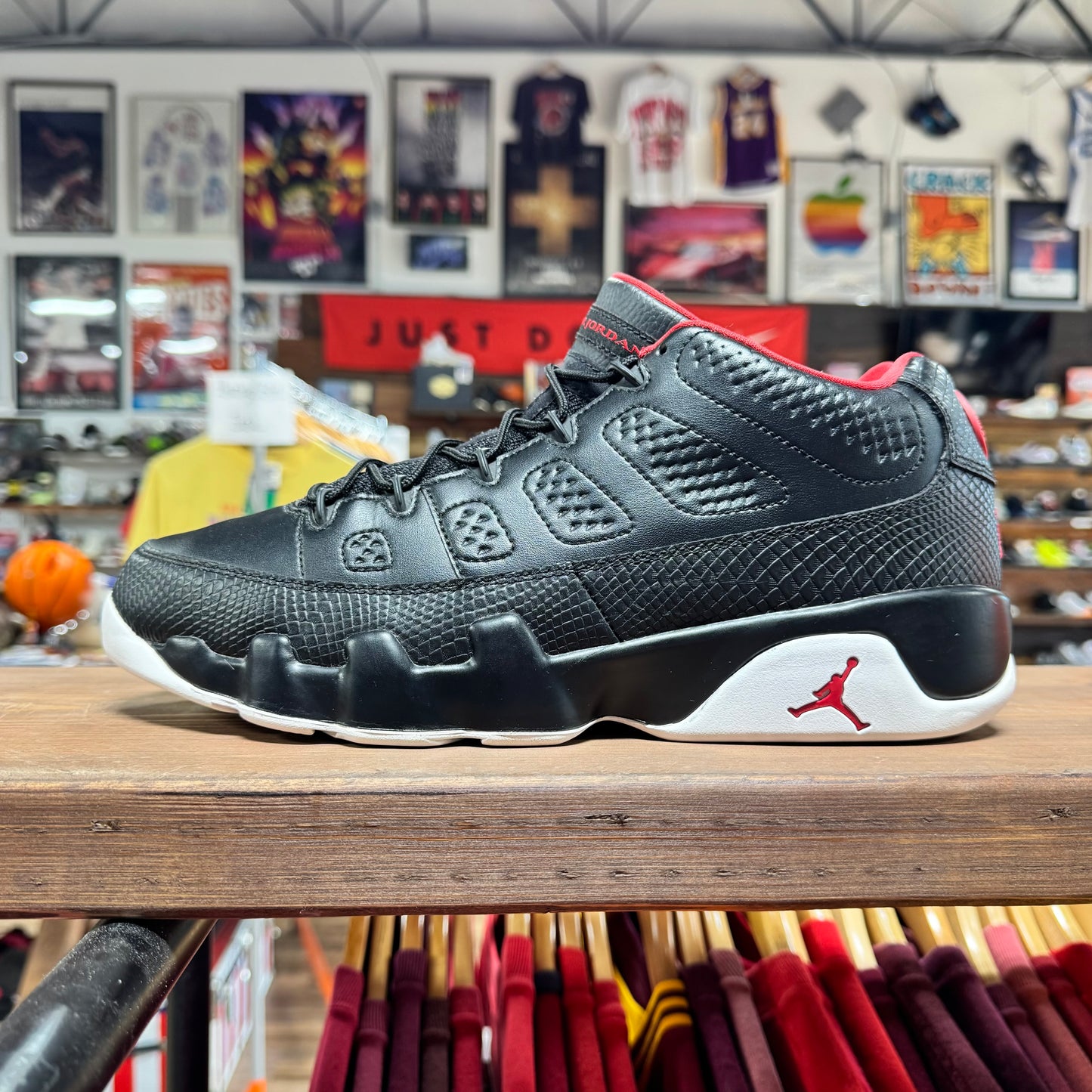 Jordan 9 Low 'Snakeskin' Size 12.5