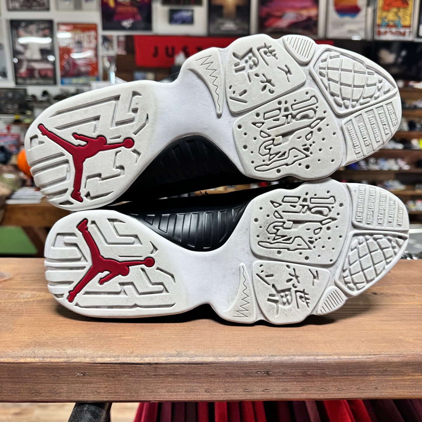 Jordan 9 Low 'Snakeskin' Size 12.5